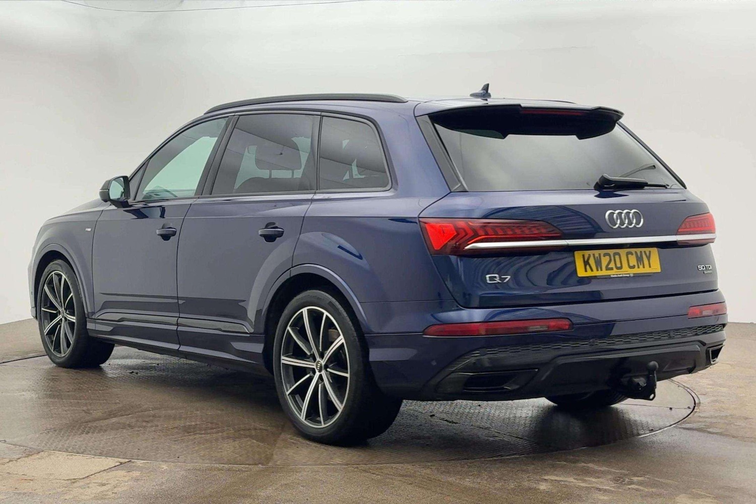 Used Audi Q7 2020 for sale - 76755240: Photo 3