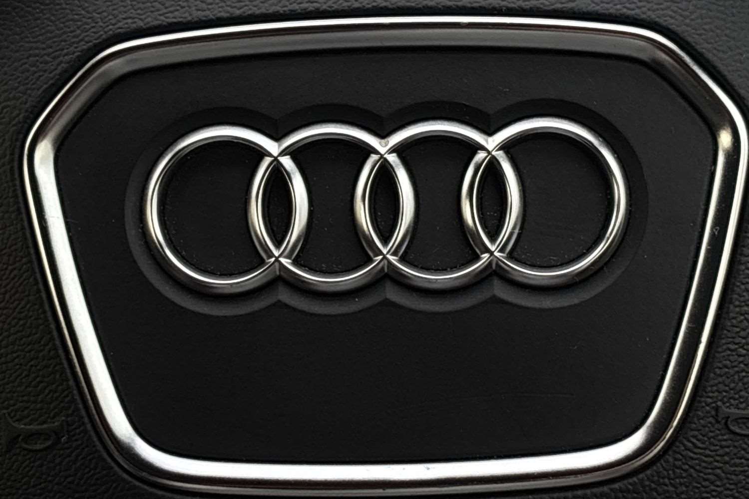 Used Audi Q7 2020 for sale - 76755240: Photo 34