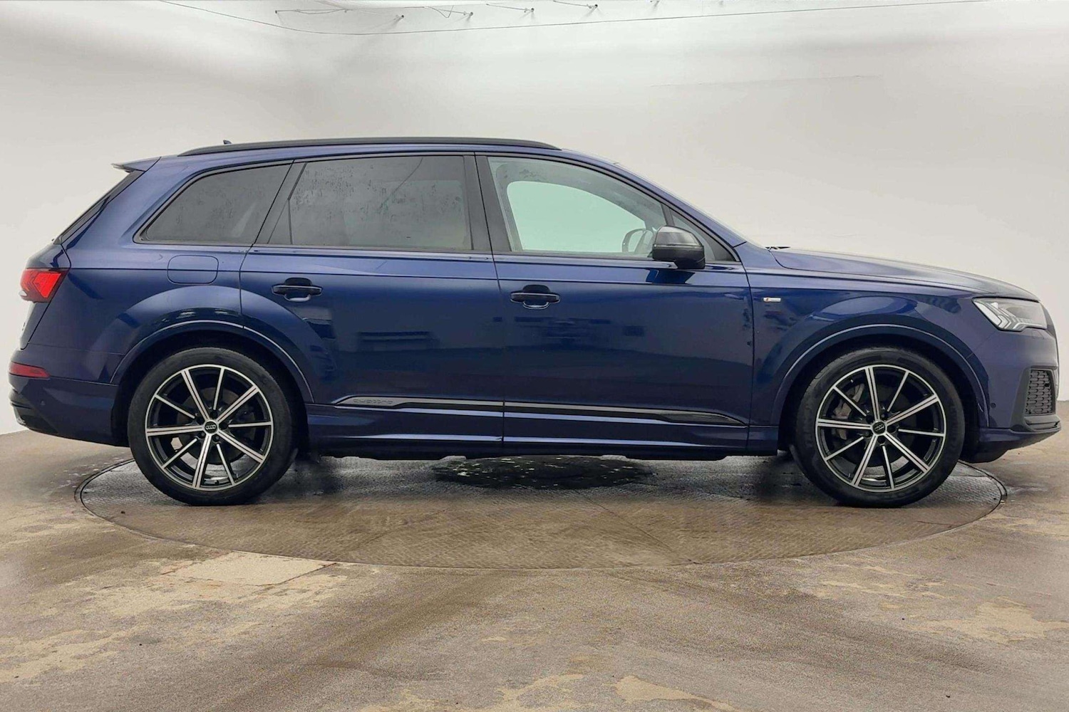 Used Audi Q7 2020 for sale - 76755240: Photo 4