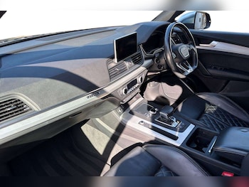 Used Audi Q5 2019 for sale - 77913880: Photo