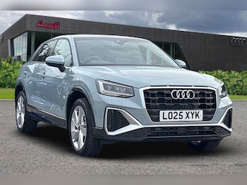 Audi - Q2