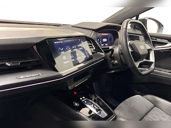 Used Audi Q4 e-tron 2022 for sale - 78576687: Photo