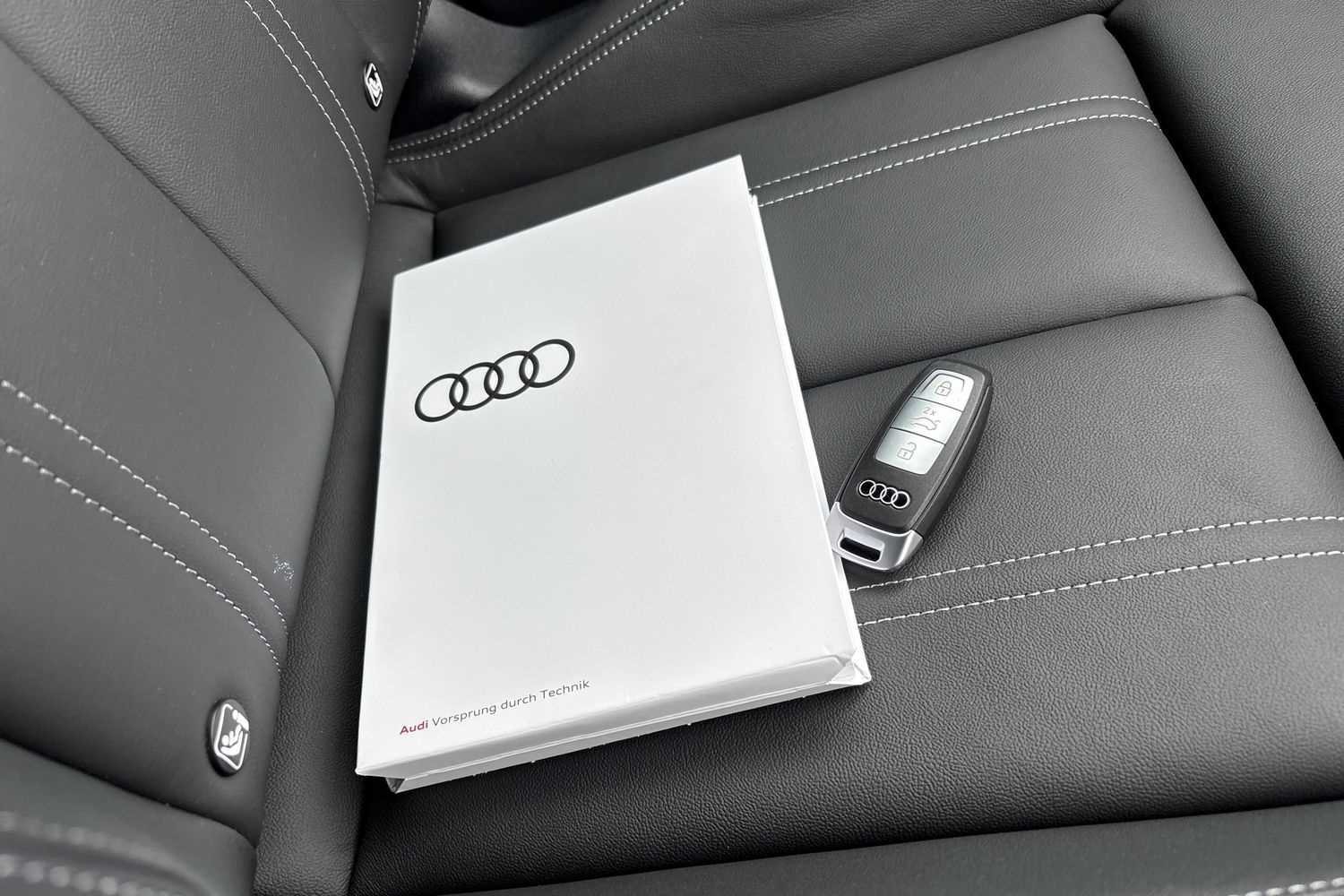 Used Audi Q4 e-tron 2025 for sale - 76540827: Photo 15