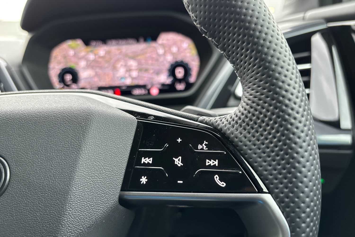 Used Audi Q4 e-tron 2025 for sale - 76540827: Photo 30