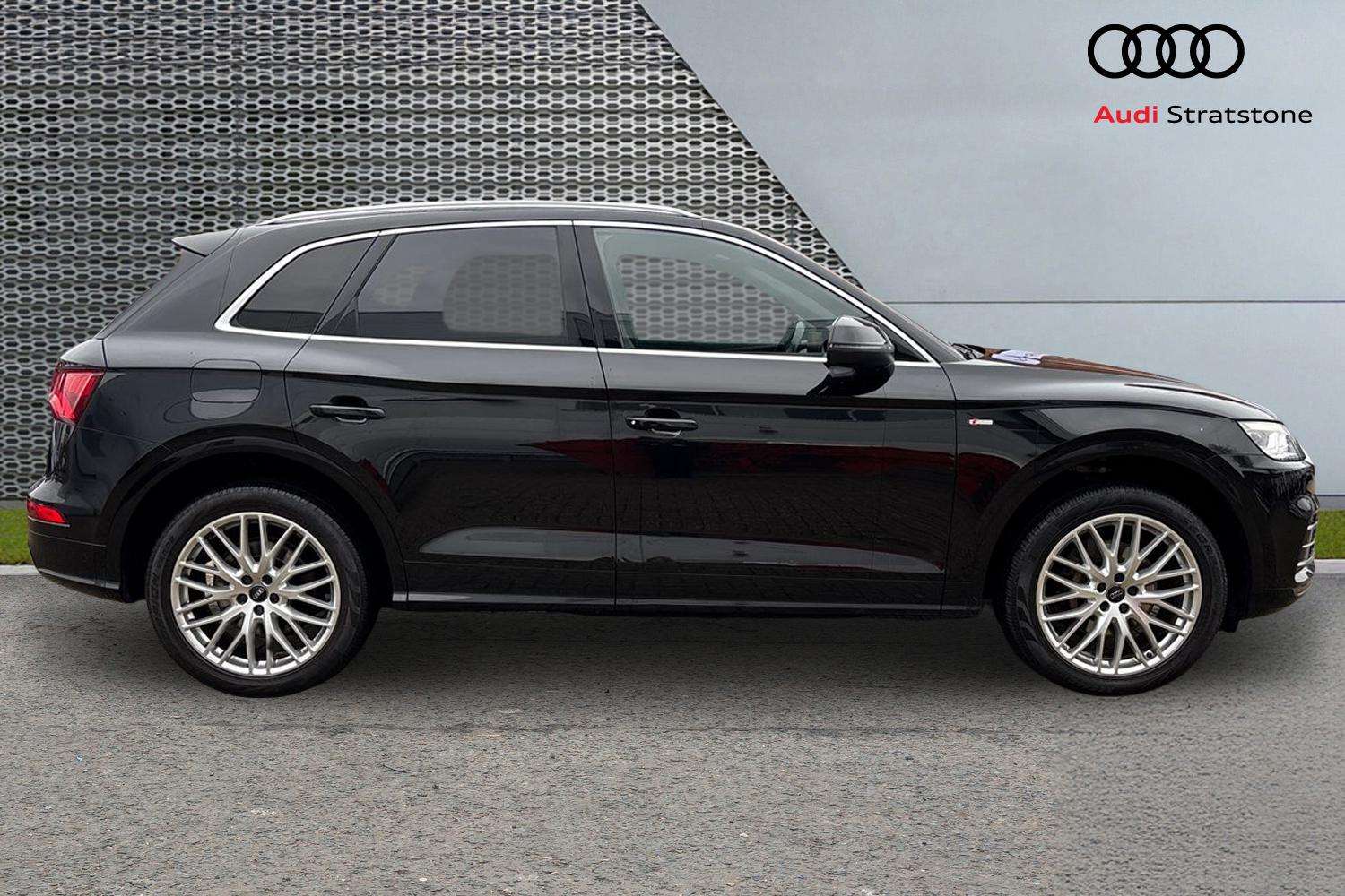 Used Audi Q5 2018 for sale - 77601163: Photo 4