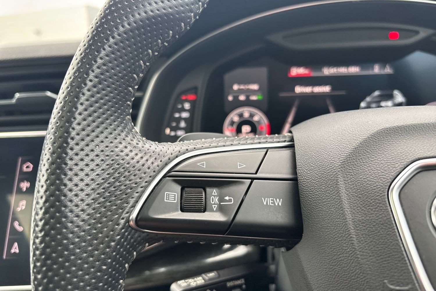 Used Audi Q8 2018 for sale - 77648886: Photo 16