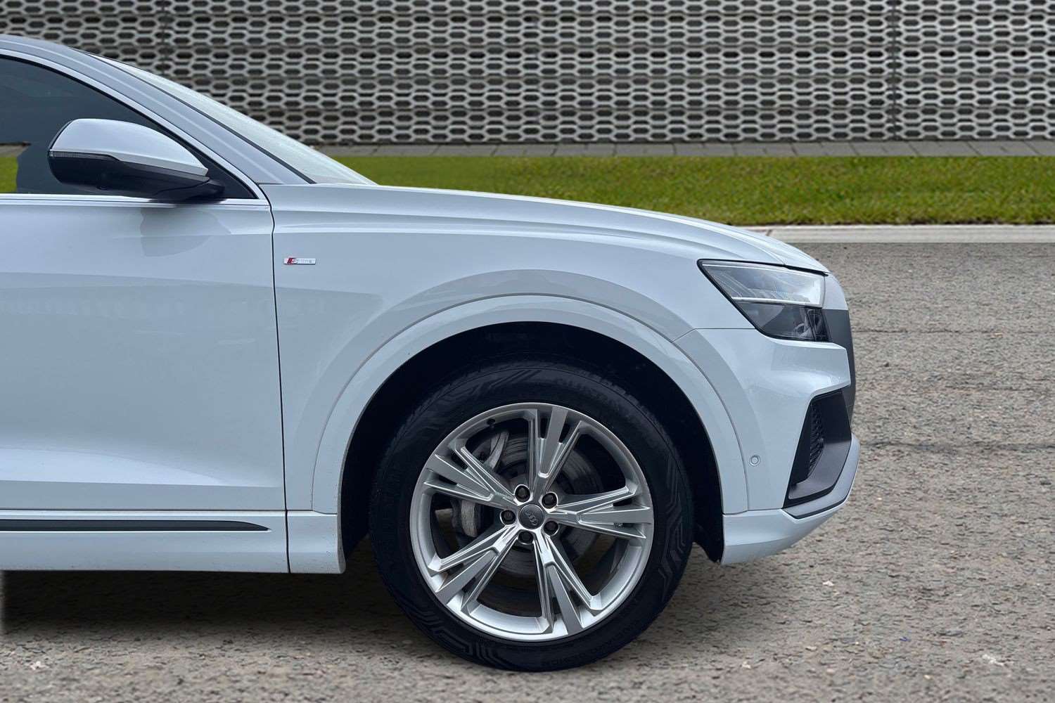 Used Audi Q8 2018 for sale - 77648886: Photo 5