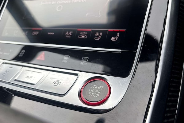 Used Audi RS Q8 2020 for sale - 76249093: Photo 29