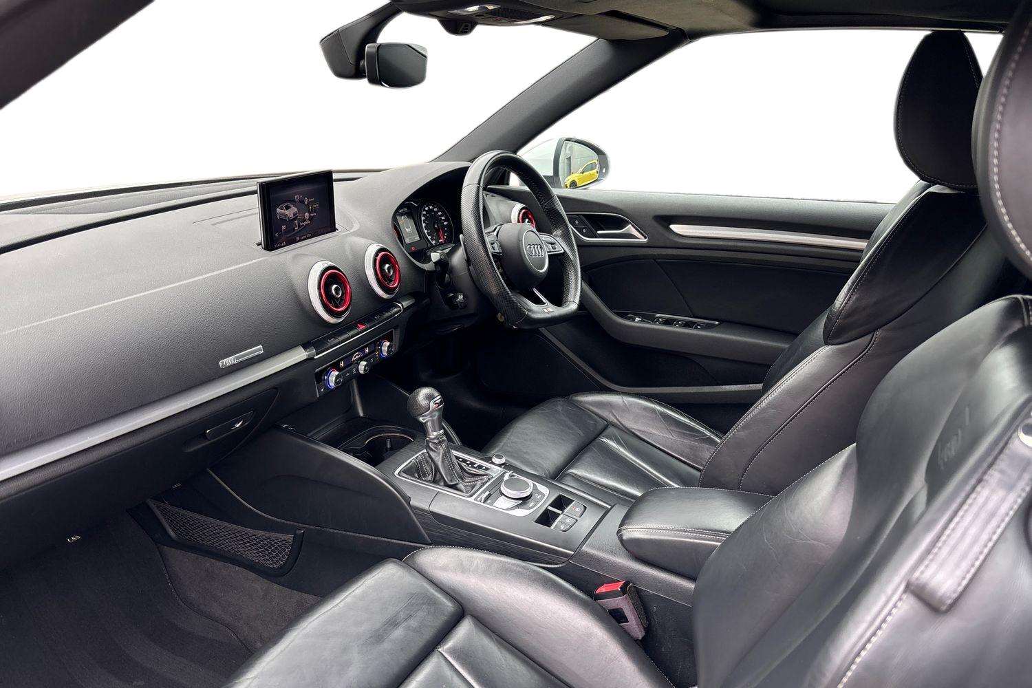 Used Audi A3 2018 for sale - 77772219: Photo 2