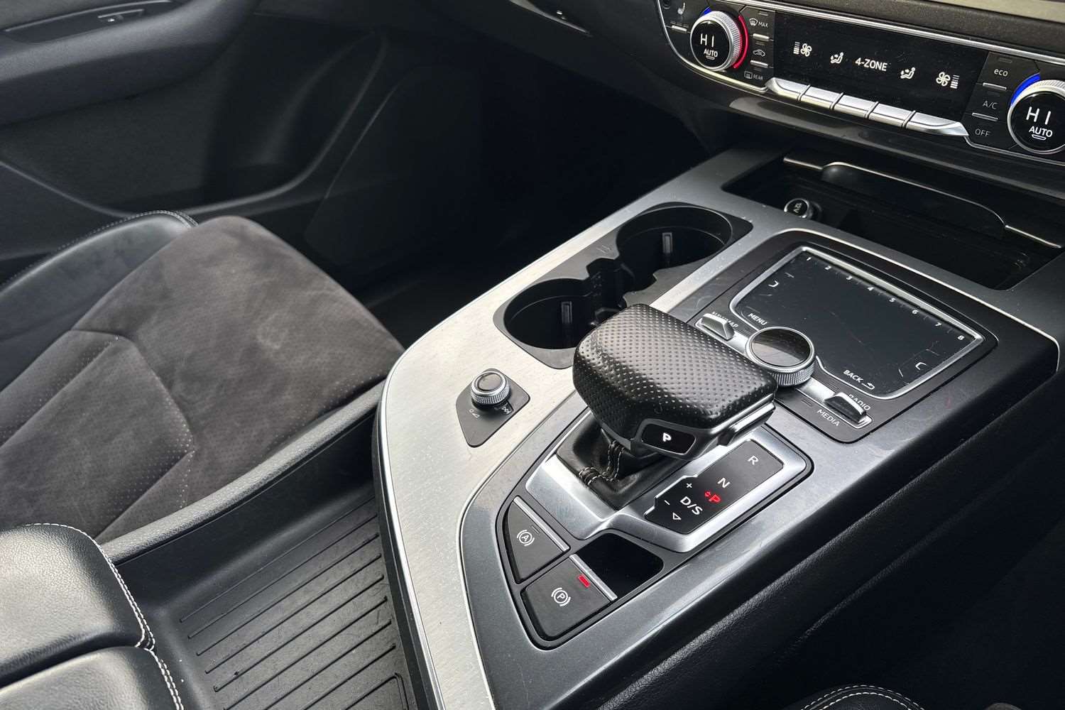 Used Audi Q7 2017 for sale - 77093440: Photo 15