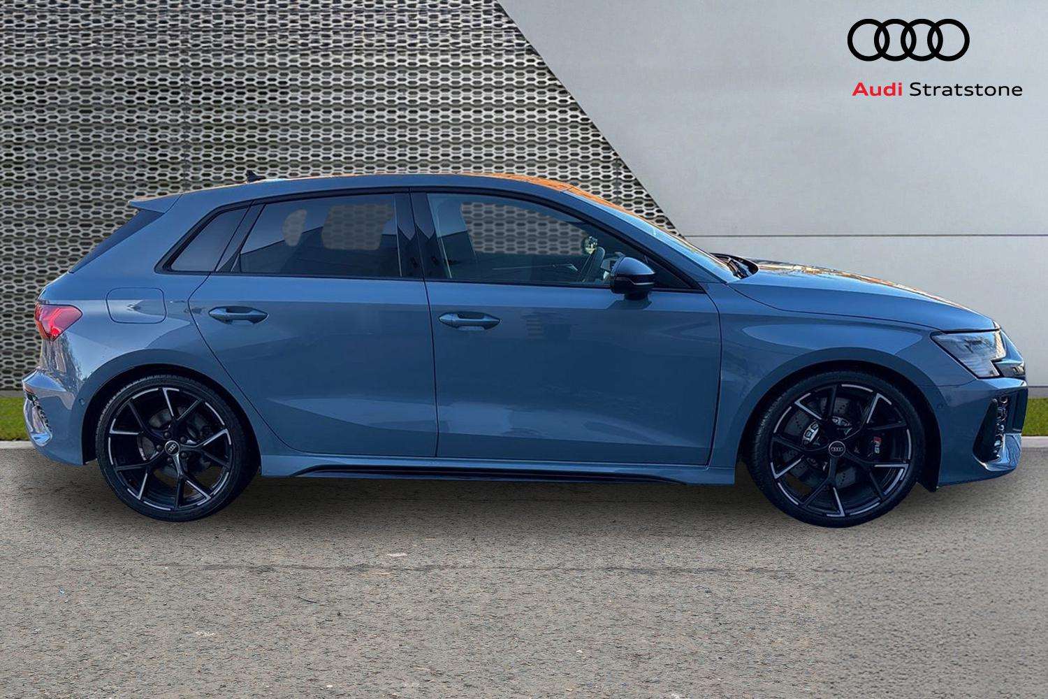 Used Audi RS3 2023 for sale - 77134962: Photo 4