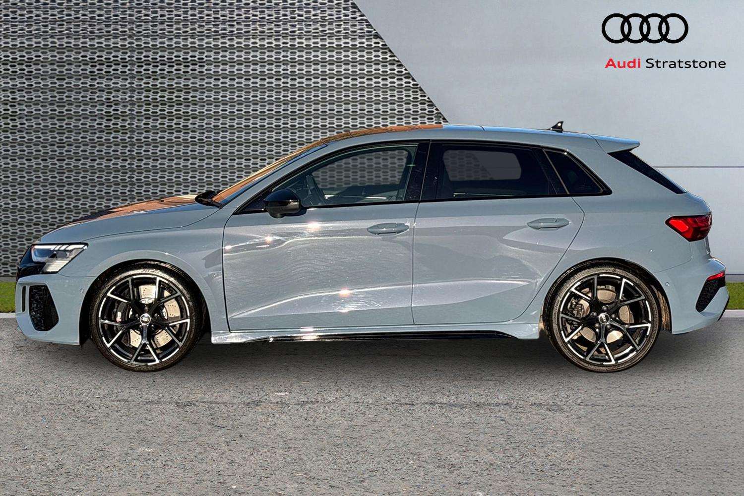 Used Audi RS3 2023 for sale - 77134962: Photo 8