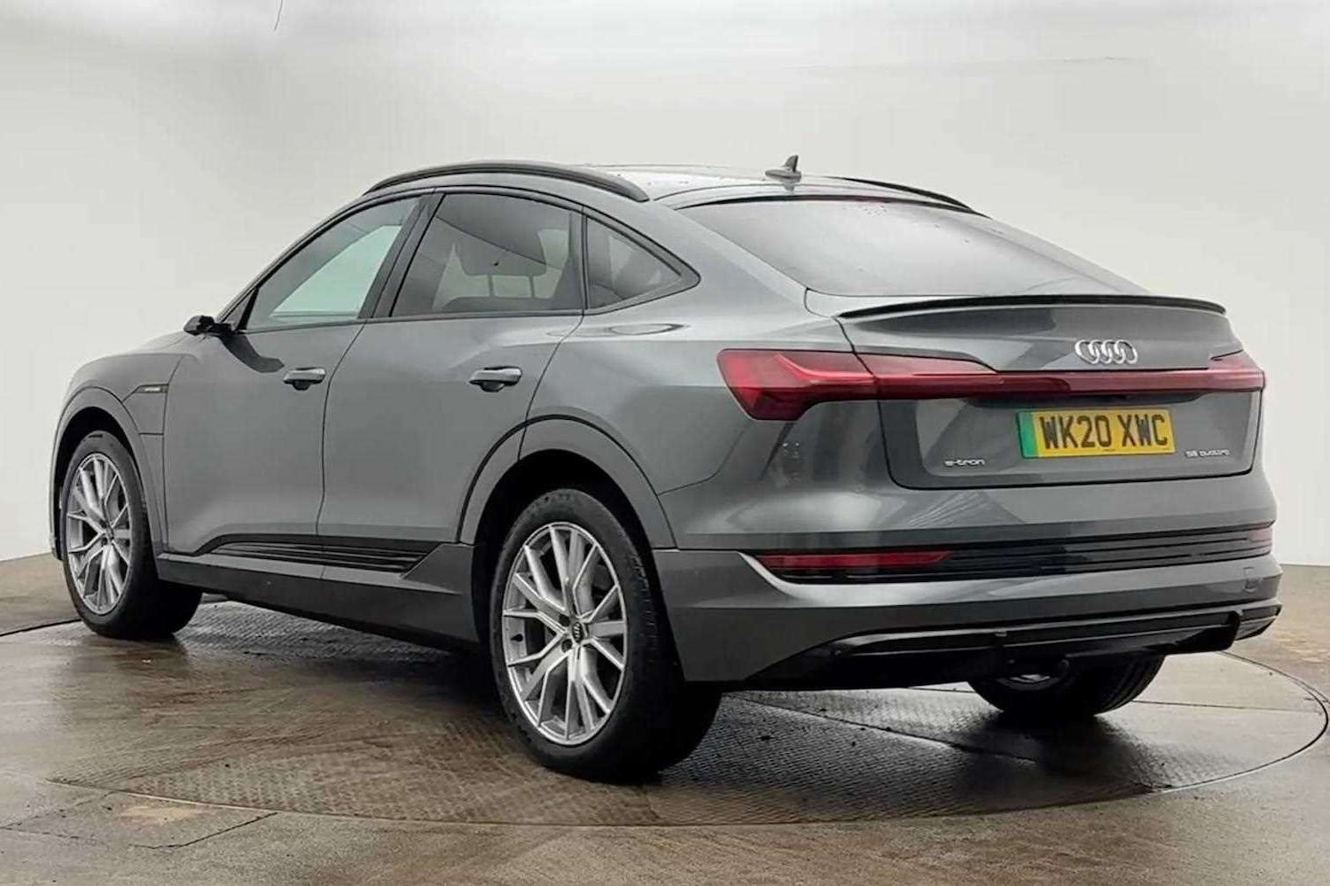 Used Audi e-tron 2020 for sale - 78089618: Photo 3