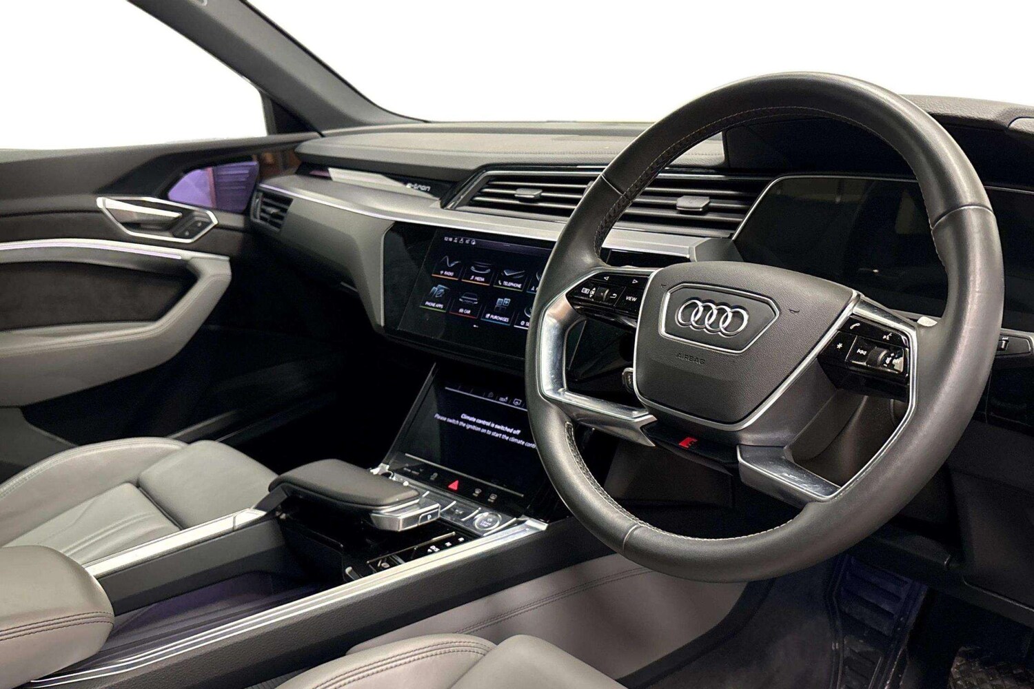 Used Audi e-tron 2020 for sale - 78089618: Photo 6