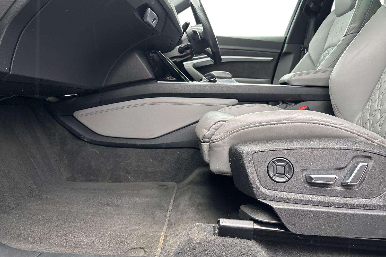 Used Audi e-tron 2021 for sale - 77333801: Photo 21