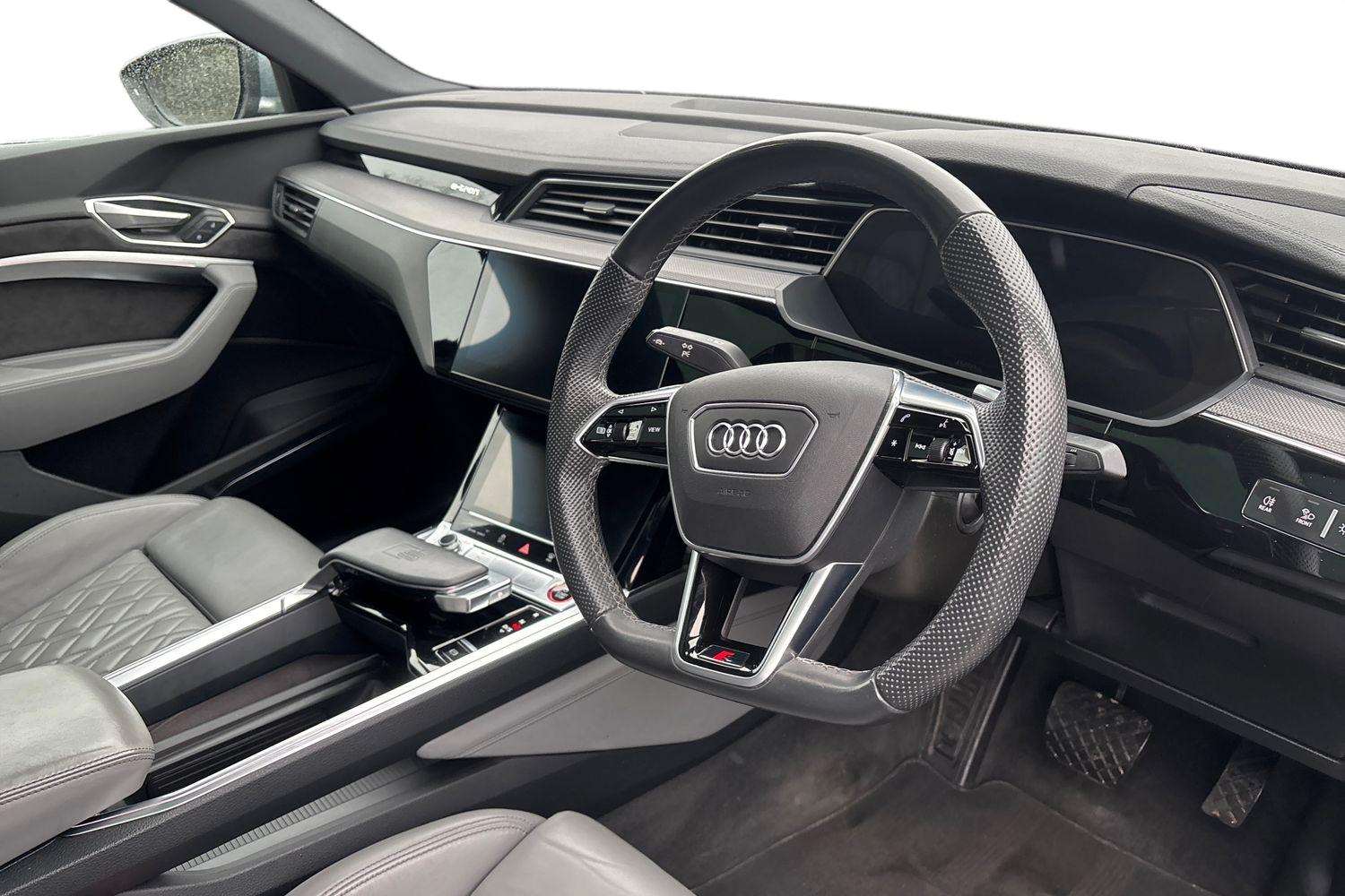Used Audi e-tron 2021 for sale - 77333801: Photo 6