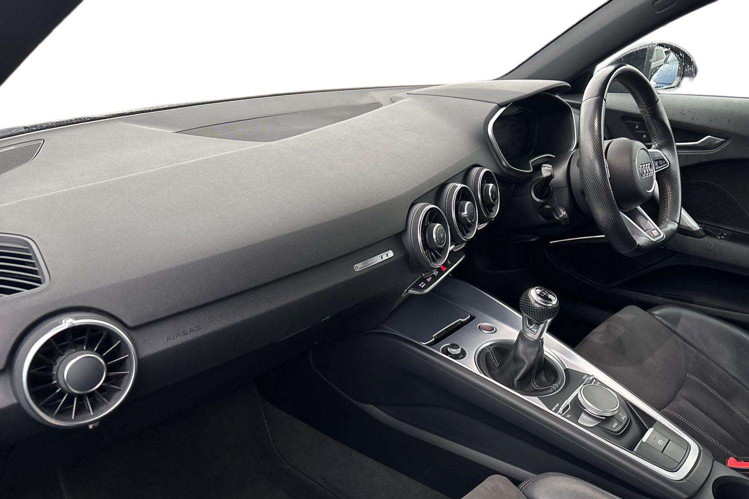 Used Audi TT 2017 for sale - 76540821: Photo 2