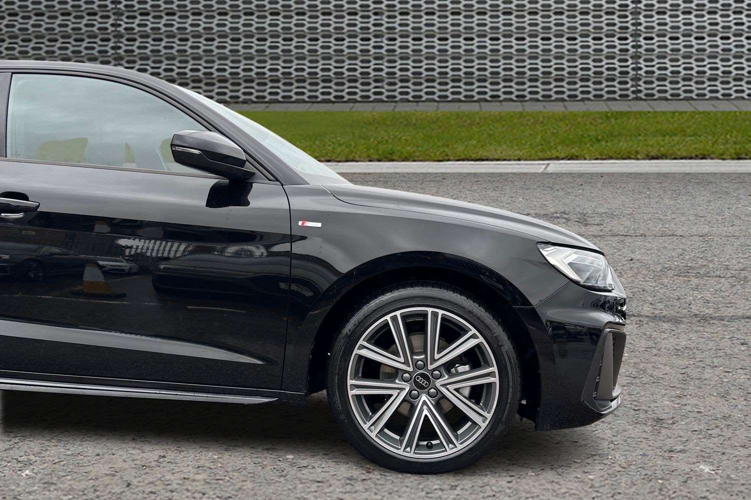 Used Audi A1 2025 for sale - 77942926: Photo 5