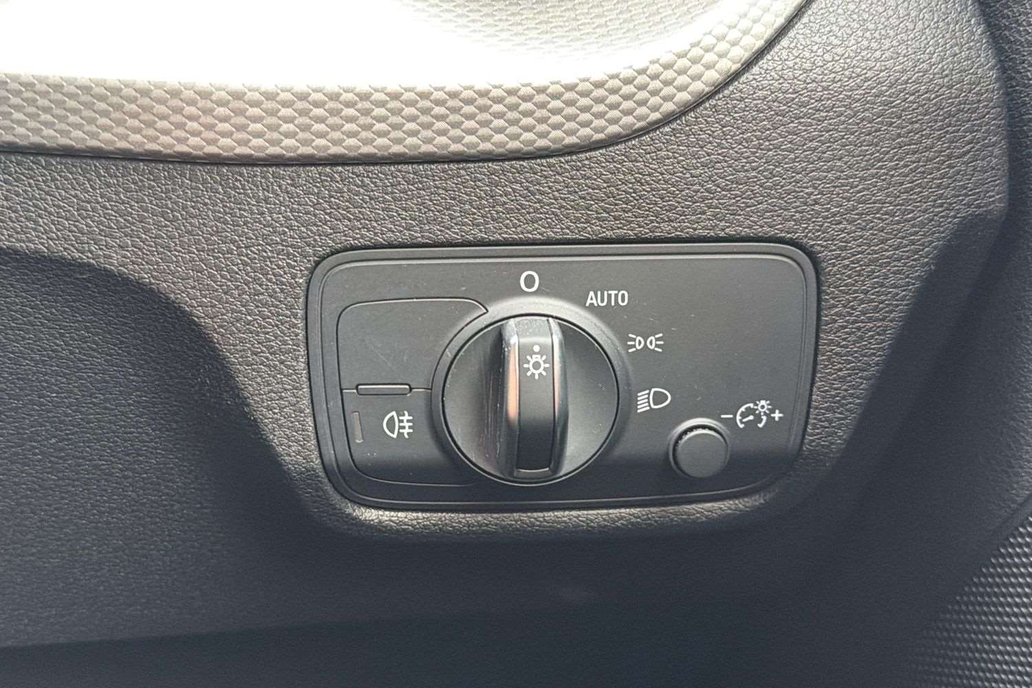 Used Audi Q2 2023 for sale - 76540705: Photo 34