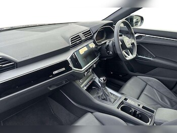 Used Audi Q3 2025 for sale - 77526978: Photo