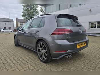 Used Volkswagen Golf 2019 for sale - 78625292: Photo