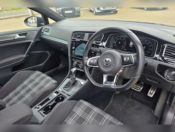 Used Volkswagen Golf 2019 for sale - 78625292: Photo