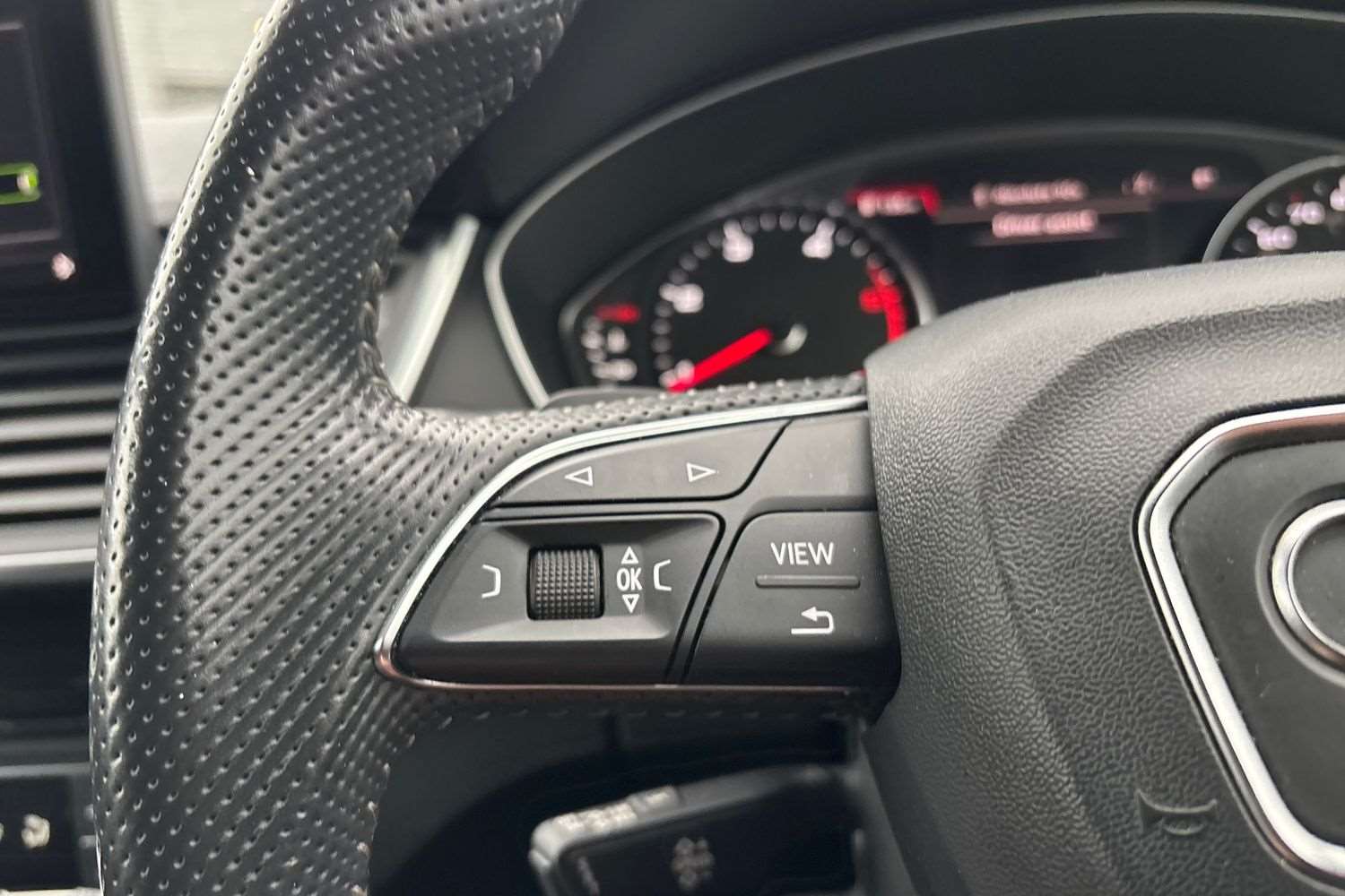 Used Audi Q5 2020 for sale - 76902461: Photo 16