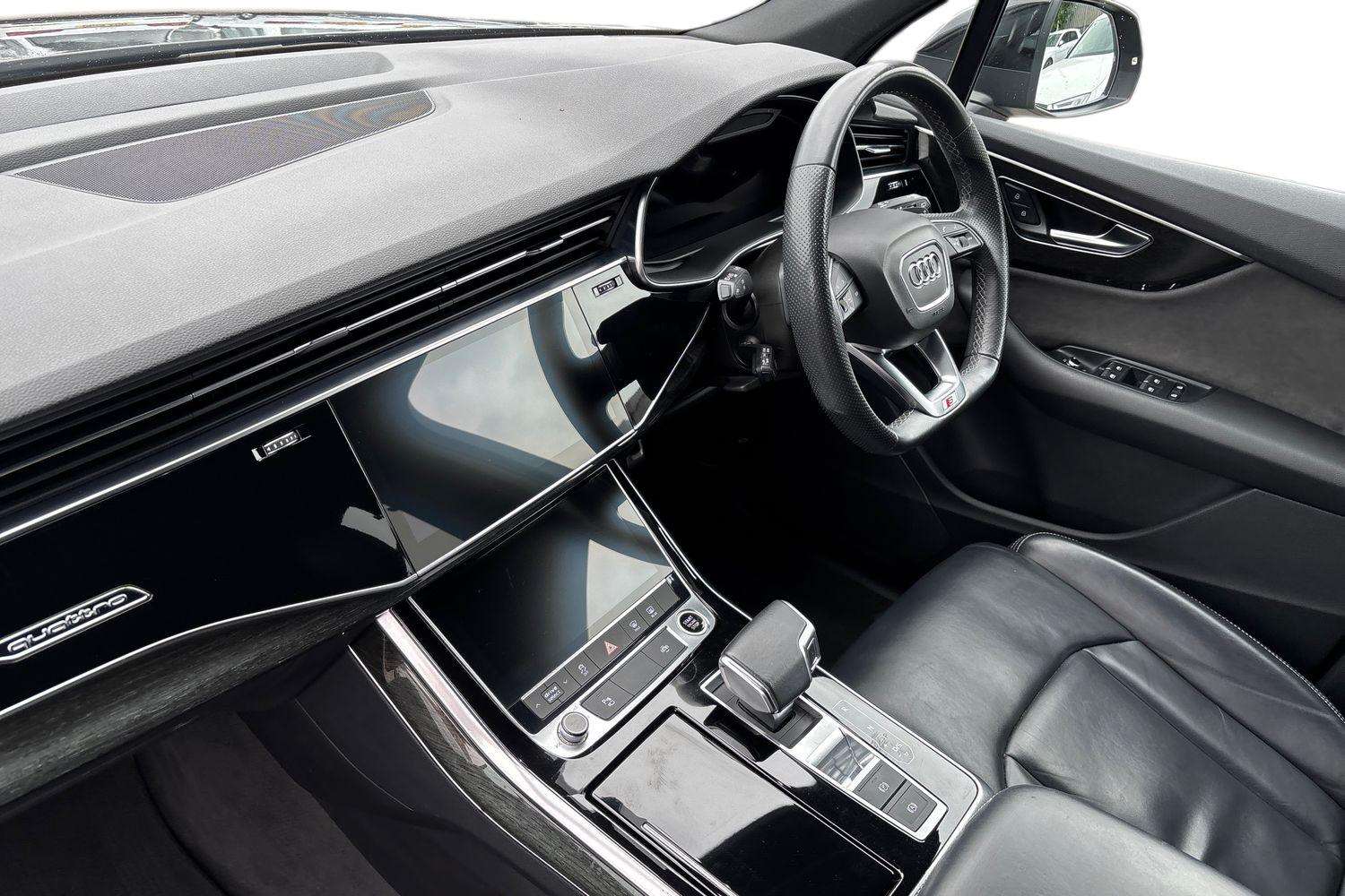 Used Audi Q7 2021 for sale - 76096577: Photo 2