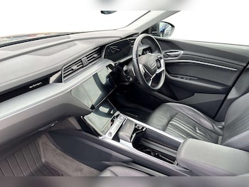 Used Audi e-tron 2020 for sale - 76515677: Photo