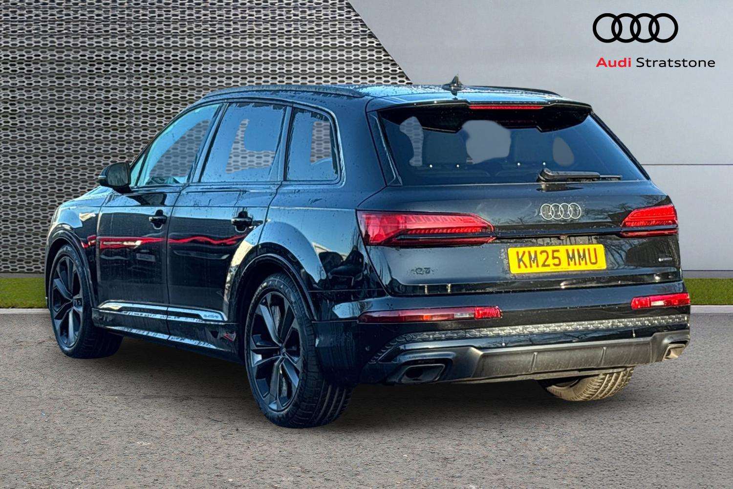 Used Audi Q7 2025 for sale - 76902298: Photo 3