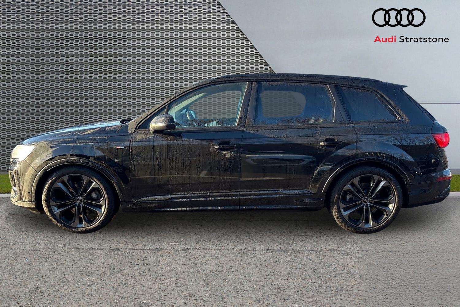 Used Audi Q7 2025 for sale - 76902298: Photo 8