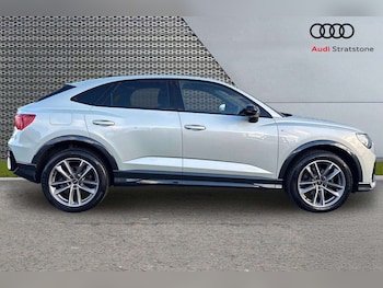 Used Audi Q3 2023 for sale - 76916186: Photo