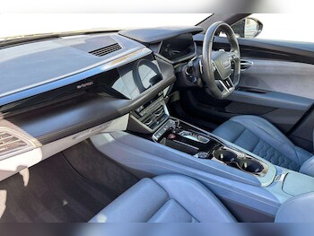 Used Audi RS e-tron GT 2022 for sale - 77772117: Photo