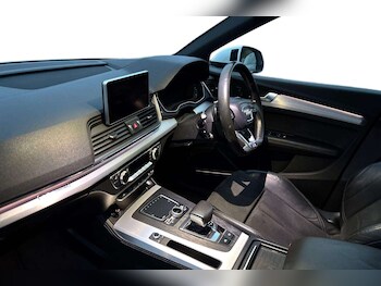 Used Audi Q5 2017 for sale - 77032173: Photo