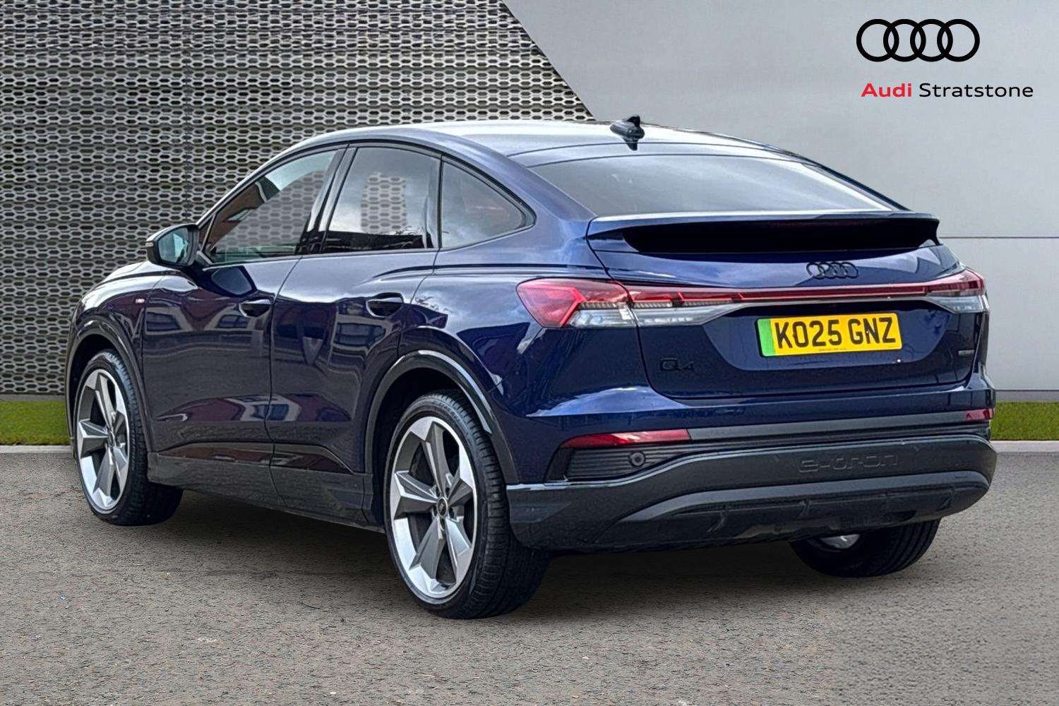 Used Audi Q4 e-tron 2025 for sale - 76442505: Photo 3