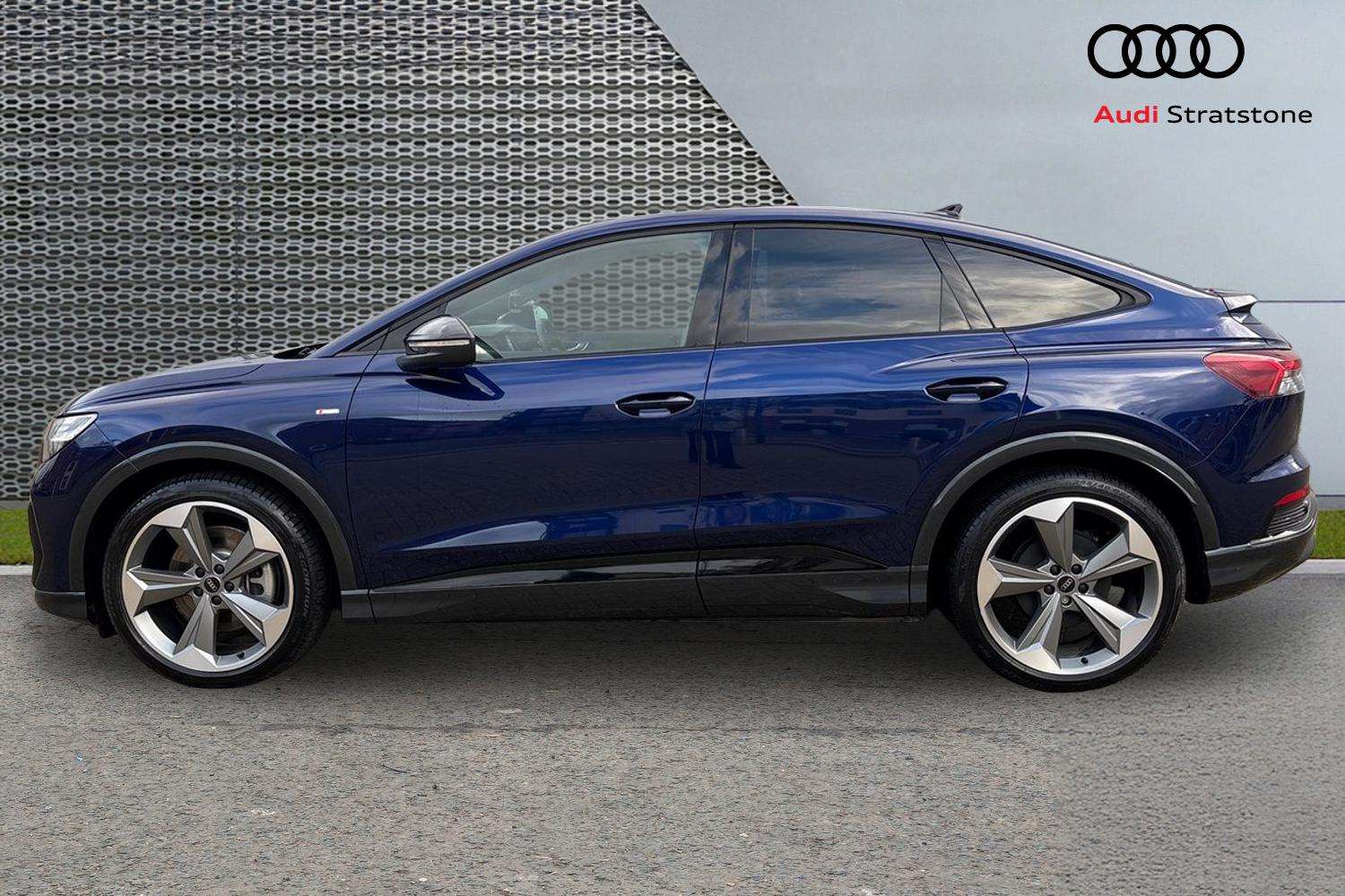 Used Audi Q4 e-tron 2025 for sale - 76442505: Photo 8