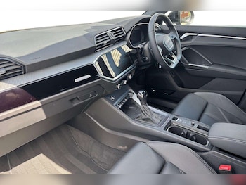 Used Audi Q3 2025 for sale - 79319797: Photo