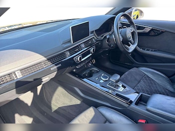 Used Audi RS4 2019 for sale - 78264952: Photo