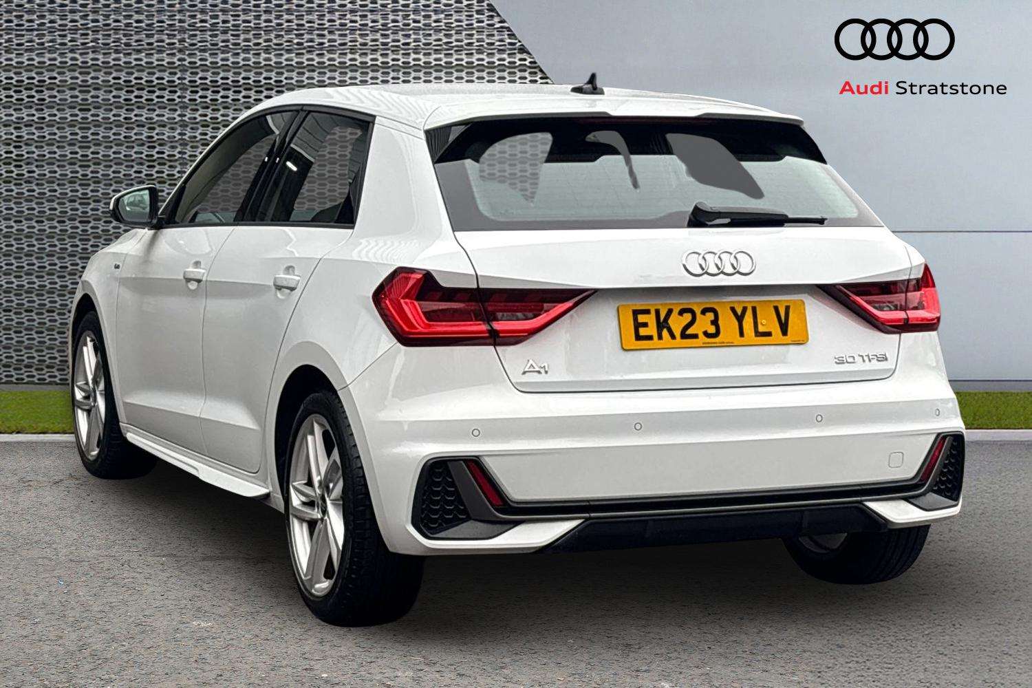 Used Audi A1 2023 for sale - 77112372: Photo 3