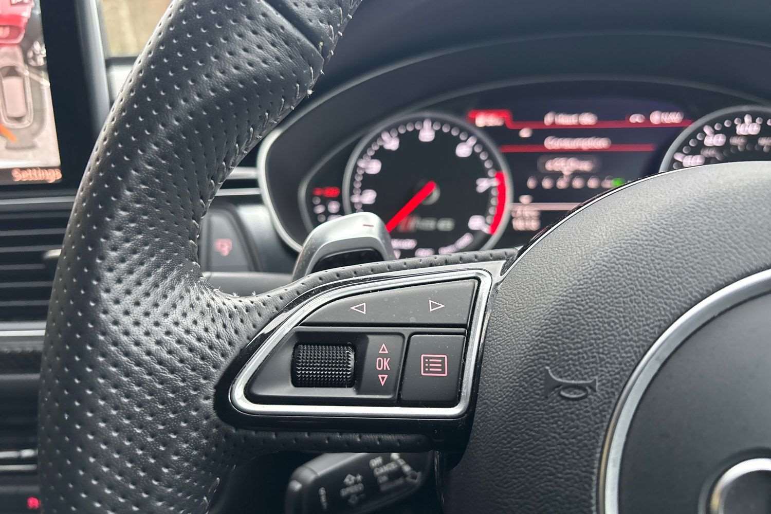 Used Audi RS6 2018 for sale - 77628191: Photo 16