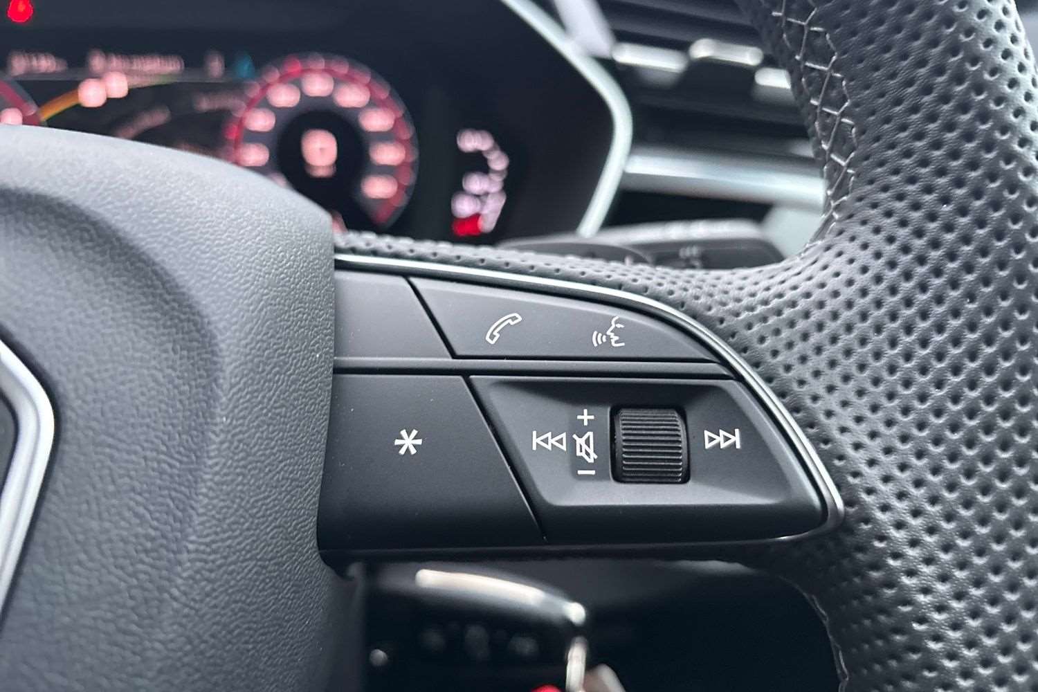 Used Audi Q3 2025 for sale - 76063496: Photo 17