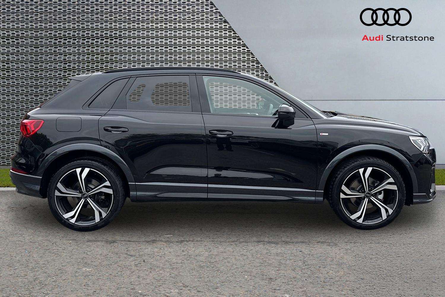 Used Audi Q3 2025 for sale - 76063496: Photo 4