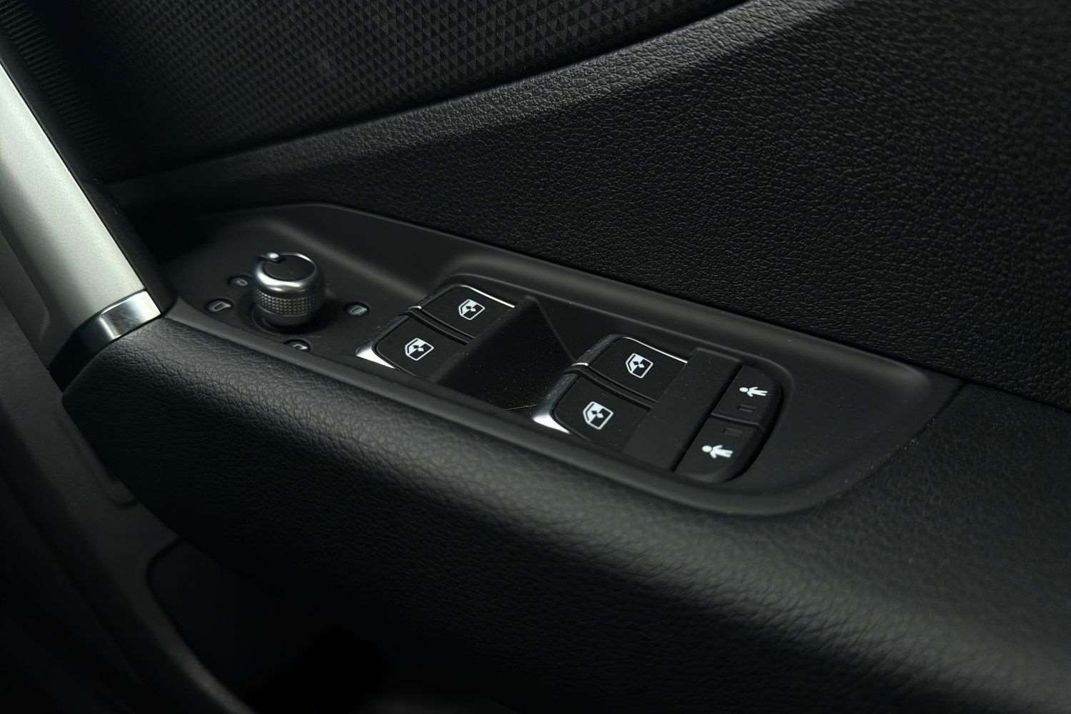 Used Audi Q2 2025 for sale - 76540886: Photo 14