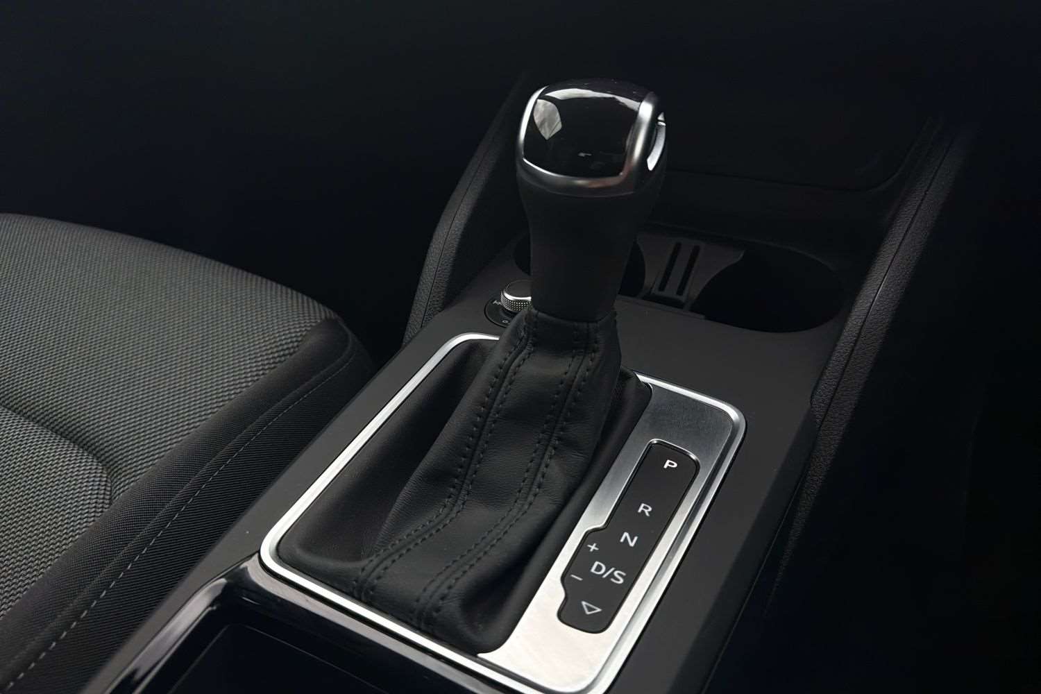 Used Audi Q2 2025 for sale - 76540886: Photo 15