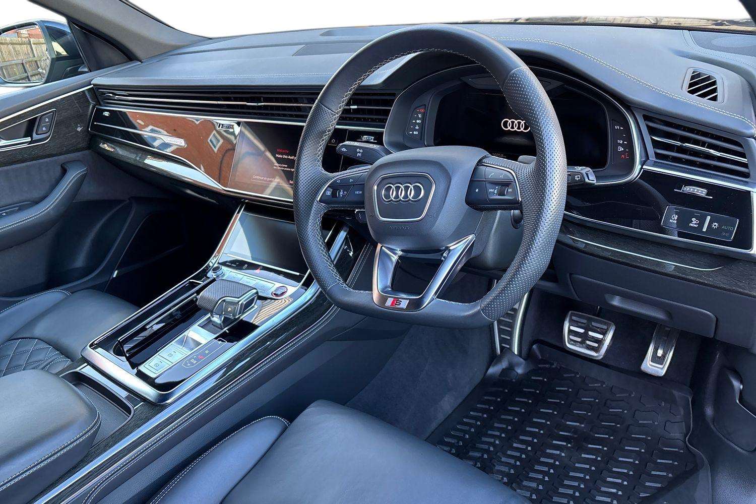 Used Audi Q8 2023 for sale - 77443579: Photo 6