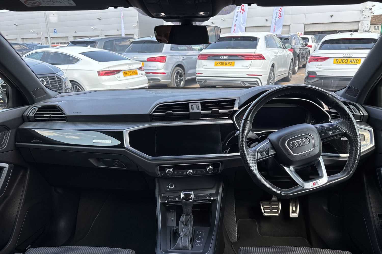 Used Audi Q3 2021 for sale - 76373767: Photo 12