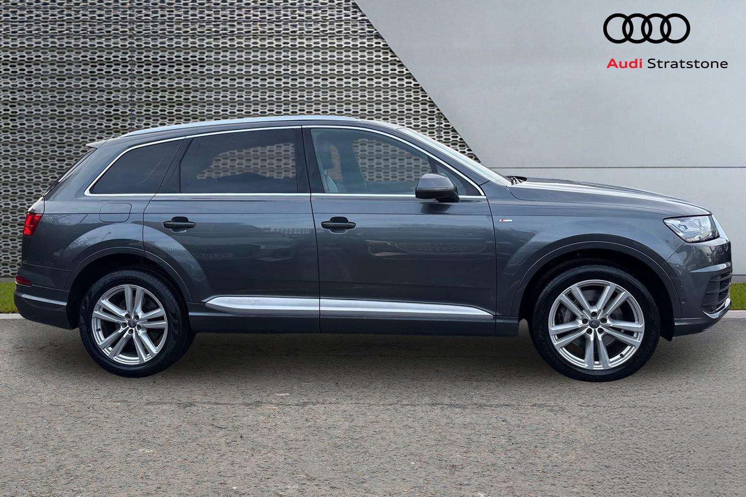 Used Audi Q7 2017 for sale - 77206378: Photo 4