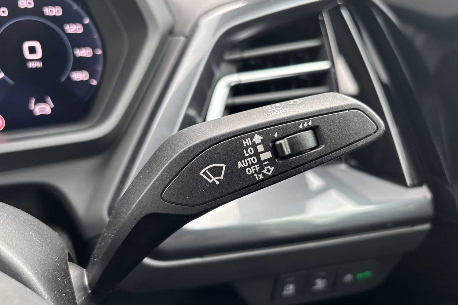 Used Audi Q4 e-tron 2025 for sale - 76063264: Photo 20