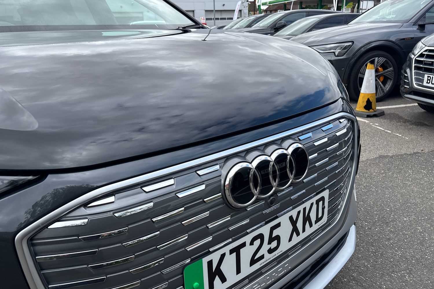 Used Audi Q4 e-tron 2025 for sale - 76063264: Photo 24