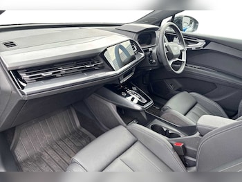 Used Audi Q4 e-tron 2025 for sale - 76063264: Photo 2